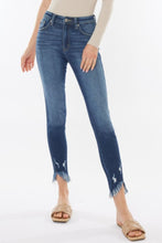 Load image into Gallery viewer, Kancan Raw Hem High Waist Cropped Jeans
