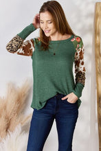 Load image into Gallery viewer, Waffle-Knit Leopard Blouse
