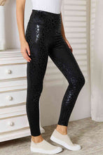 Load image into Gallery viewer, Black Leopard High Waist Leggings
