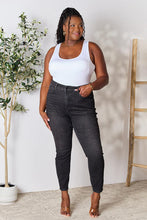 Load image into Gallery viewer, Judy Blue Full Size Tummy Control High Waist Denim Jeans
